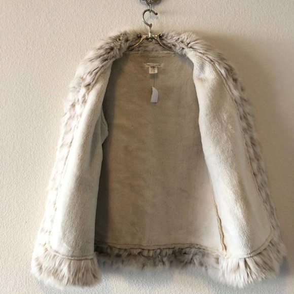 White House | Black Market  Ivory Faux Suede Coat - Picture 3 of 8